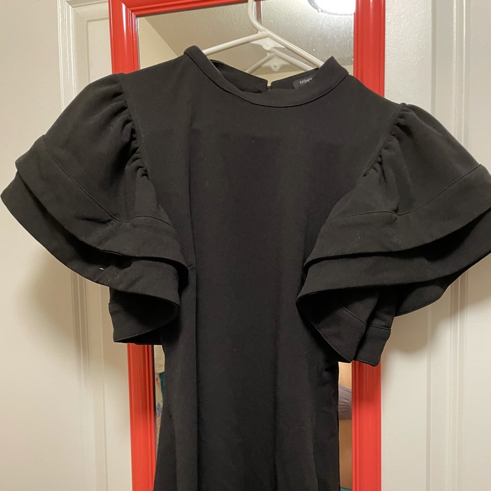 Puffy sleeve dress